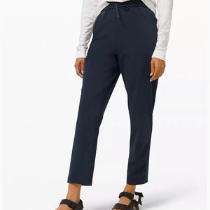 NWT Lululemon On The Fly Pant